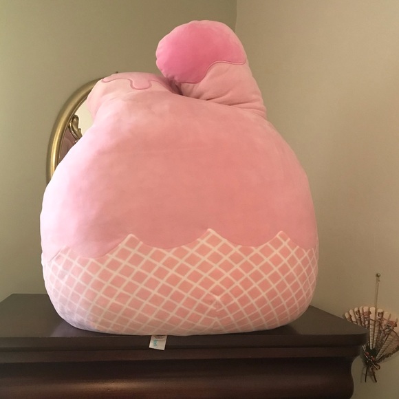 RARE Squishmallow!! GIANT Hello Kitty Sanrio! My Melody Melting Ice Cream, pink - Picture 6 of 13